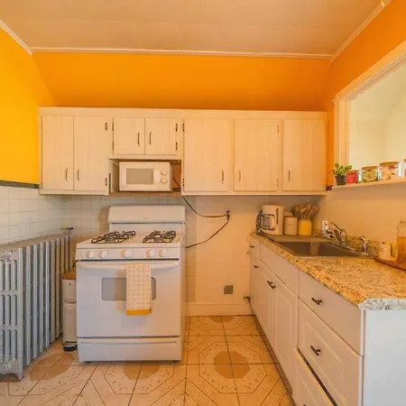 Eclectic 1Br, 10 Min-Boston,Near Public Transport Apartment Everett Exterior photo